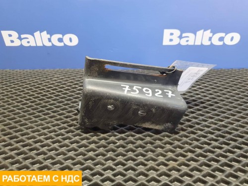 Кронштейн бампера