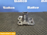 Кронштейн бампера левый