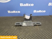 Кронштейн ускорительного клапана