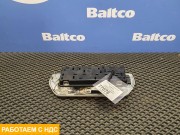 Плафон салонный правый