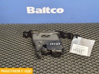 Замок капота