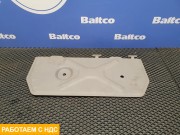 Крышка люка с инструментами